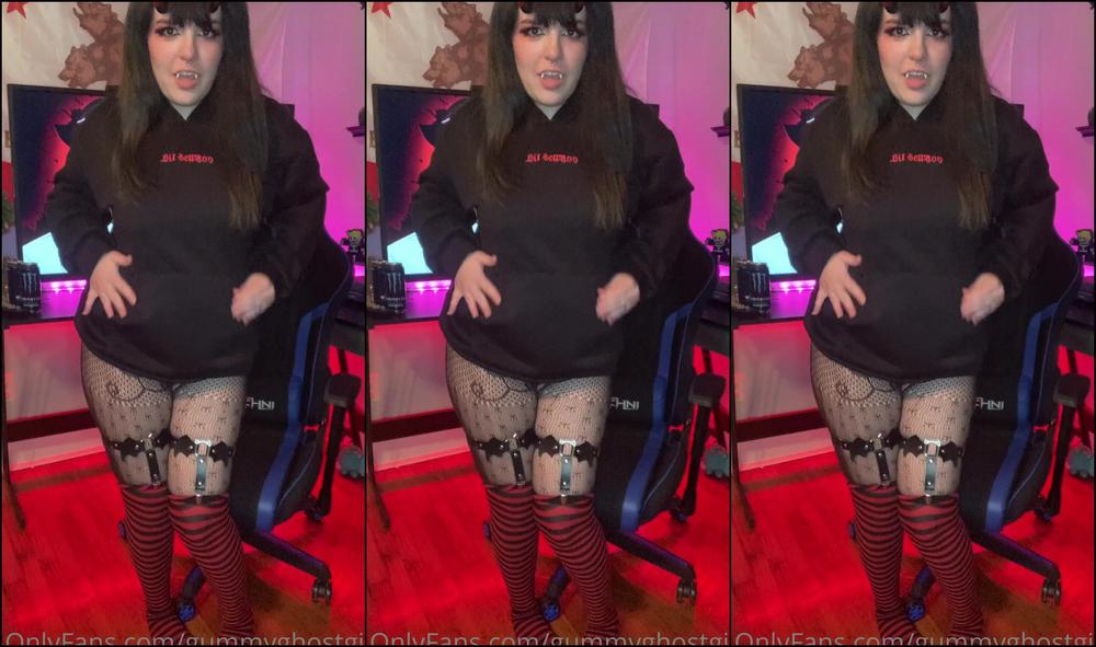 Gummyghostgirl 2020 11 29 1350749577 What If I Was Your Sleep Paralysis Demon