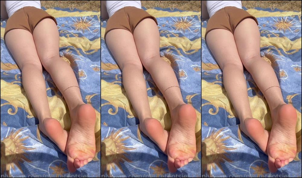 Petitetootsies Soles In The Sun