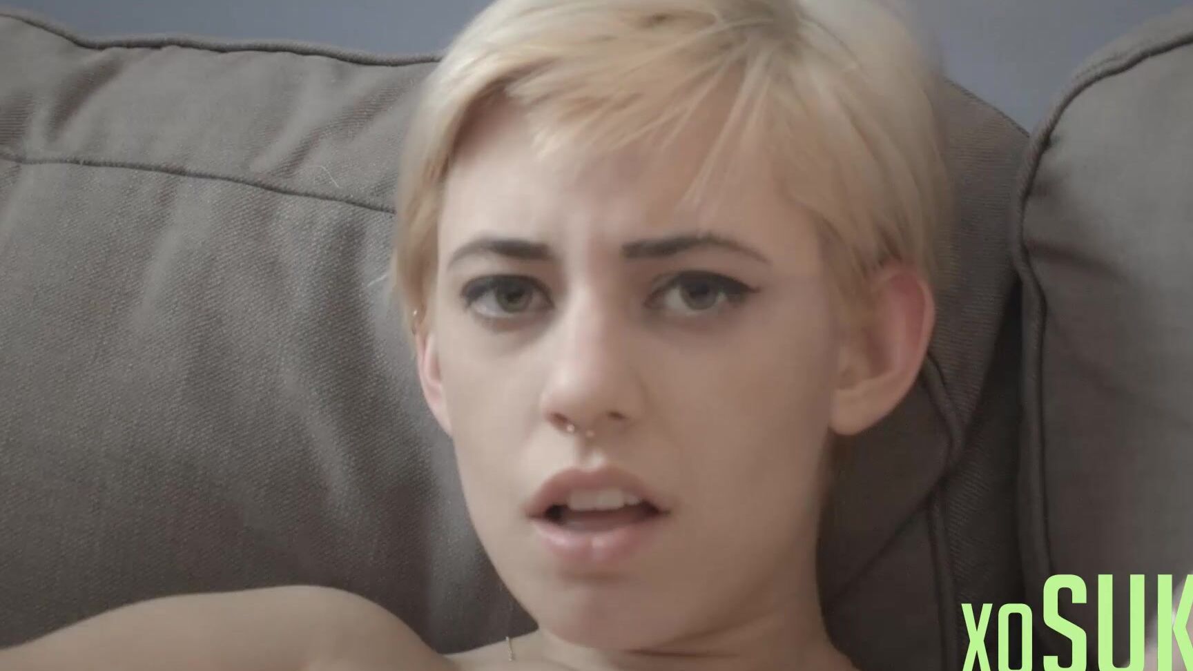 suki blonde suki converse sneaker hitachi cum Manyvids