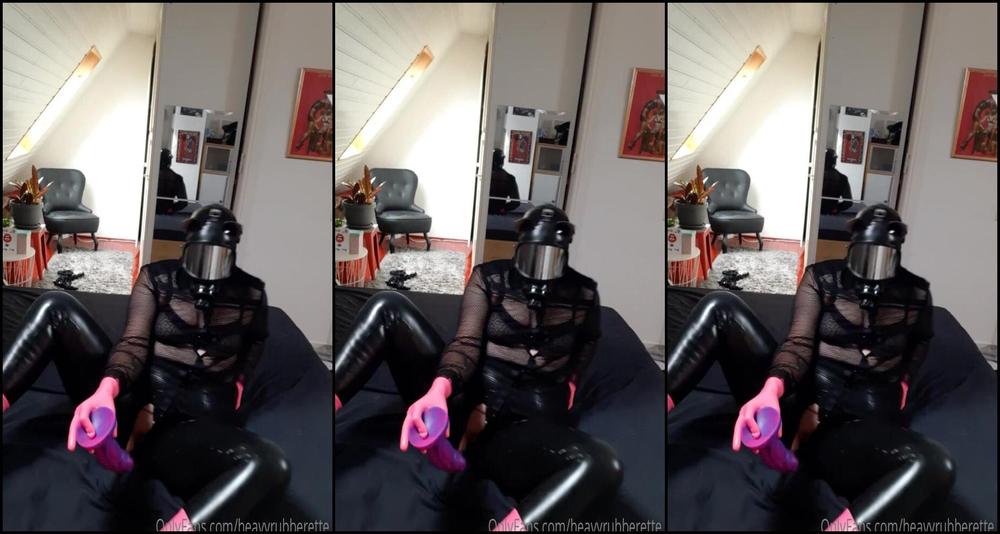 heavyrubberette-14-07-2021-2157216129-had-to-do-another-run-with-my-toy-right-after-i-finished-the-first-video-damn-am-i-bad