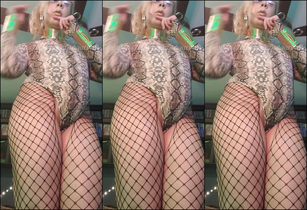 Rayraysugarbutt Unedited Vertical Video Of Me Swaying My Hips And