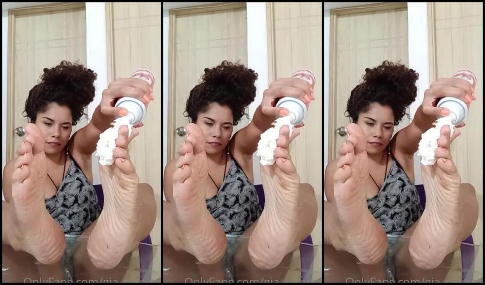 Gia Sauvage Nicknamed Gia Sauvage Onlyfans Self Worship Are You Hungry Baby I Put Whipped Cream On My Soles And Toes For You To Taste Them