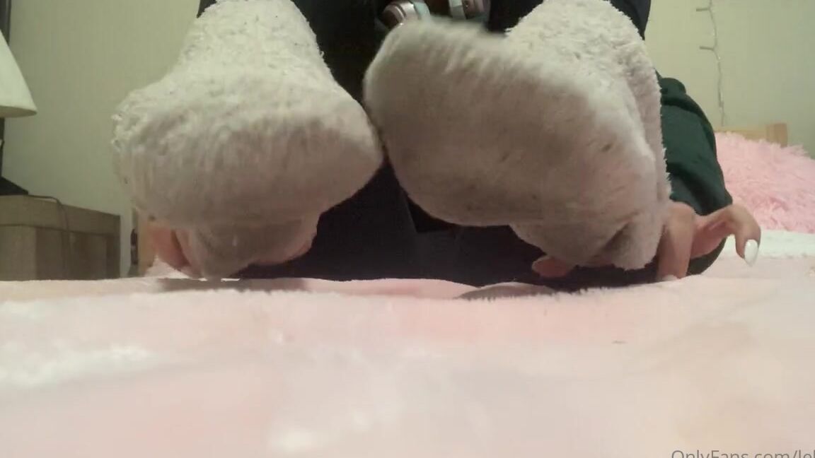 Kala Lehlani Onlyfans The First I Did After The Gym Filmed This Like Actually Lol They Re Pretty Stinky Sweaty Cuzp