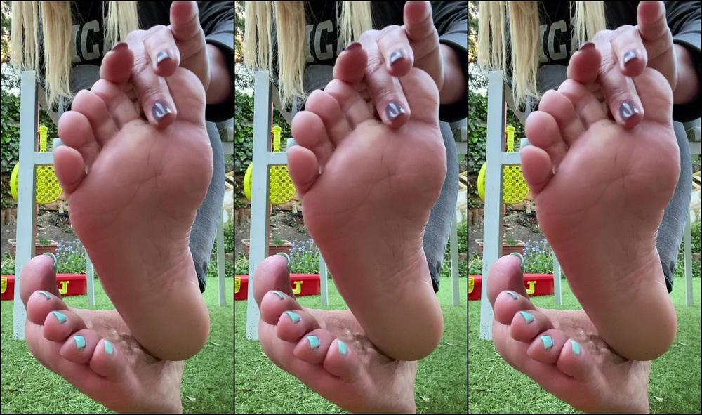 Anas Socks Get Your Tiny Little Shrimps Out And Listen To Your Goddess I Make The Rules And Y