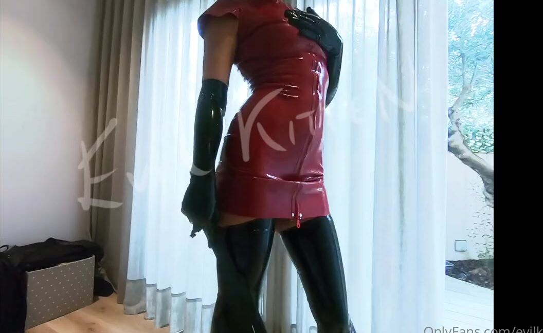 Evil Kitten Nicknamed Evilkitten Onlyfans I Want You To Worship Your Mistress Before She Plays With You