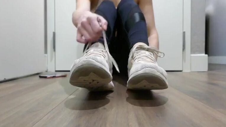 The Legs Next Door Nicknamed The Legs Next Door Onlyfans Thought You All Might Appreciate Seeing My Smelly And Sweaty Nylon Soles After My Spin Session