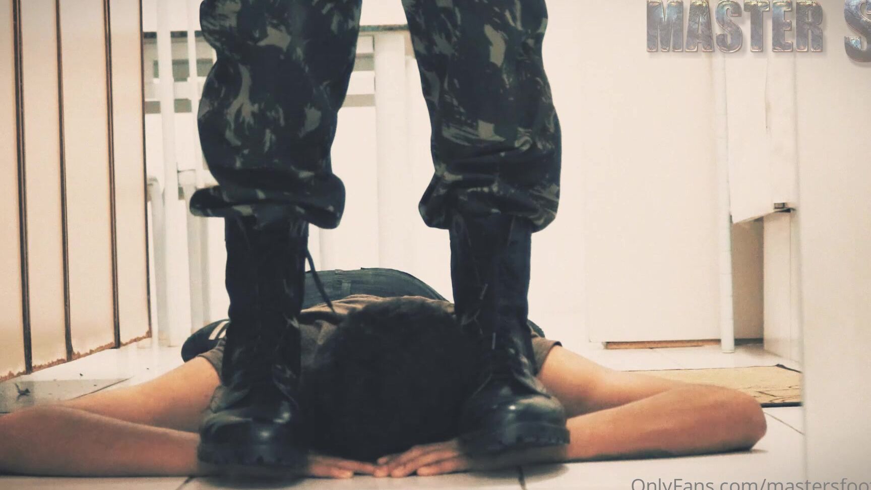 Brfootmodel 1541713728 12 29 2020 Every Military Needs A Footstool