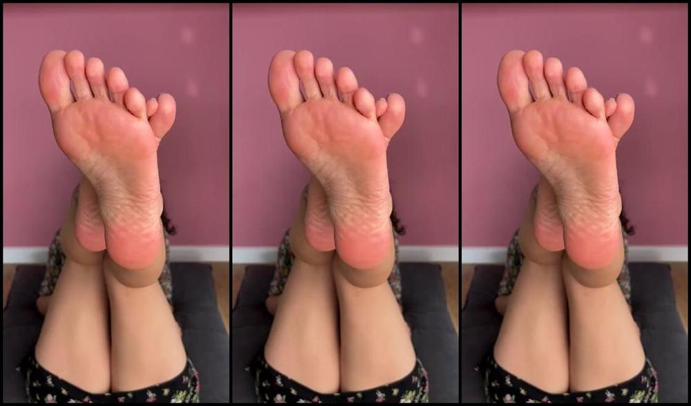 Cute Lily F33T Nicknamed Cute Lily F33T 10 06 2024 Onlyfans Video Good Evening Vhts