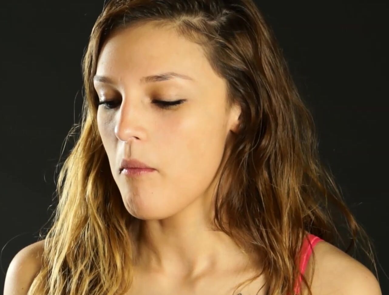 Custom Fetish Danielle Blows Gum Bubbles On Black