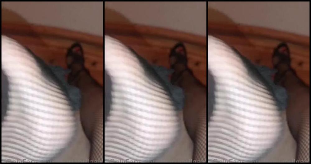 Feetvampire Nicknamed Feetvampire Onlyfans Medias De Rejilla Y Tacones