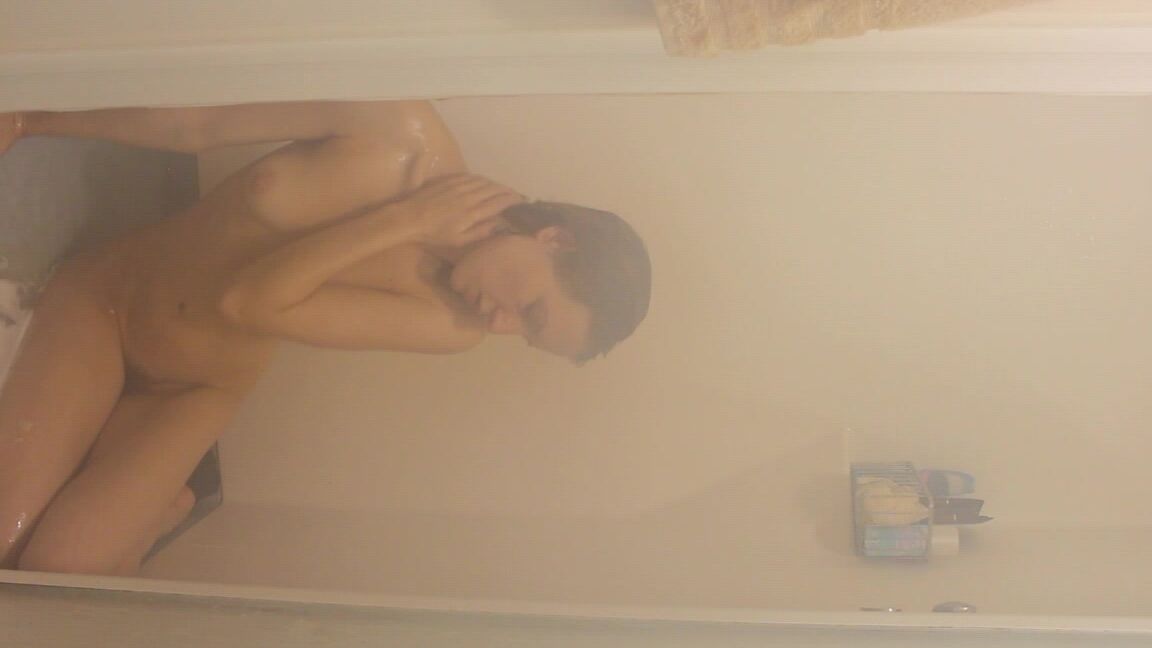 "ScarlotRose" food sploshing, hair washing, shower scenes, sploshing, wet & messy WAM Savoury in the Shower part 2 manyvids