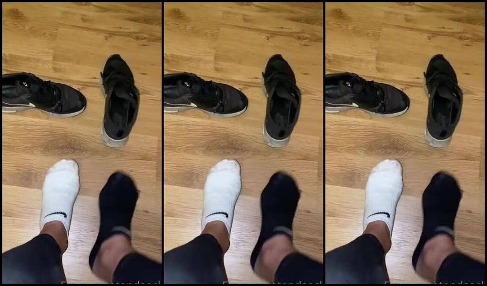 Emmysfeetandsocks Aka Emmyfeetandsocks Onlyfans No Other Shoes Makes My Socks And Feet So Smelly Like My Old Nikes They Smell So Baaadp