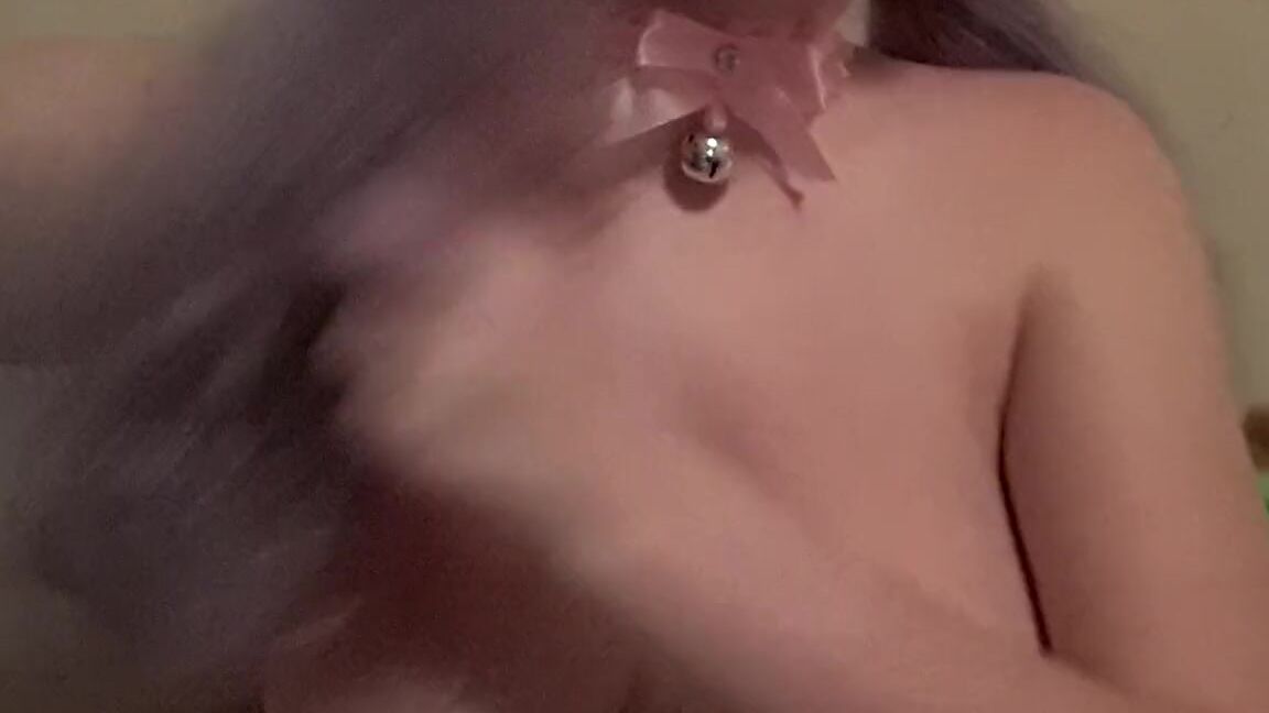 Masturbating while Watching Cartoons_Hazel Bunni PornHubPremium