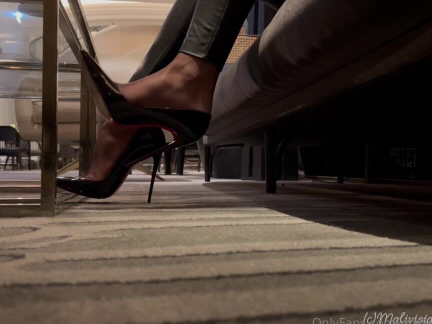 Malivisia Follow Me To The Ritz Carlton Bar And