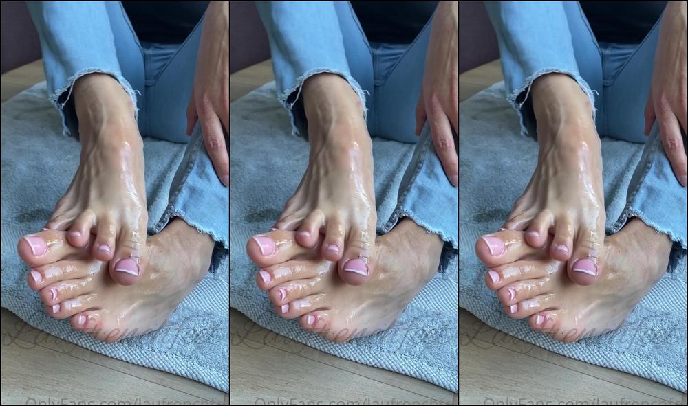 Laufrenchfeet Remove Socks And My Oily Soles I Love My Wearing Jeans In Barefeet The Same For You