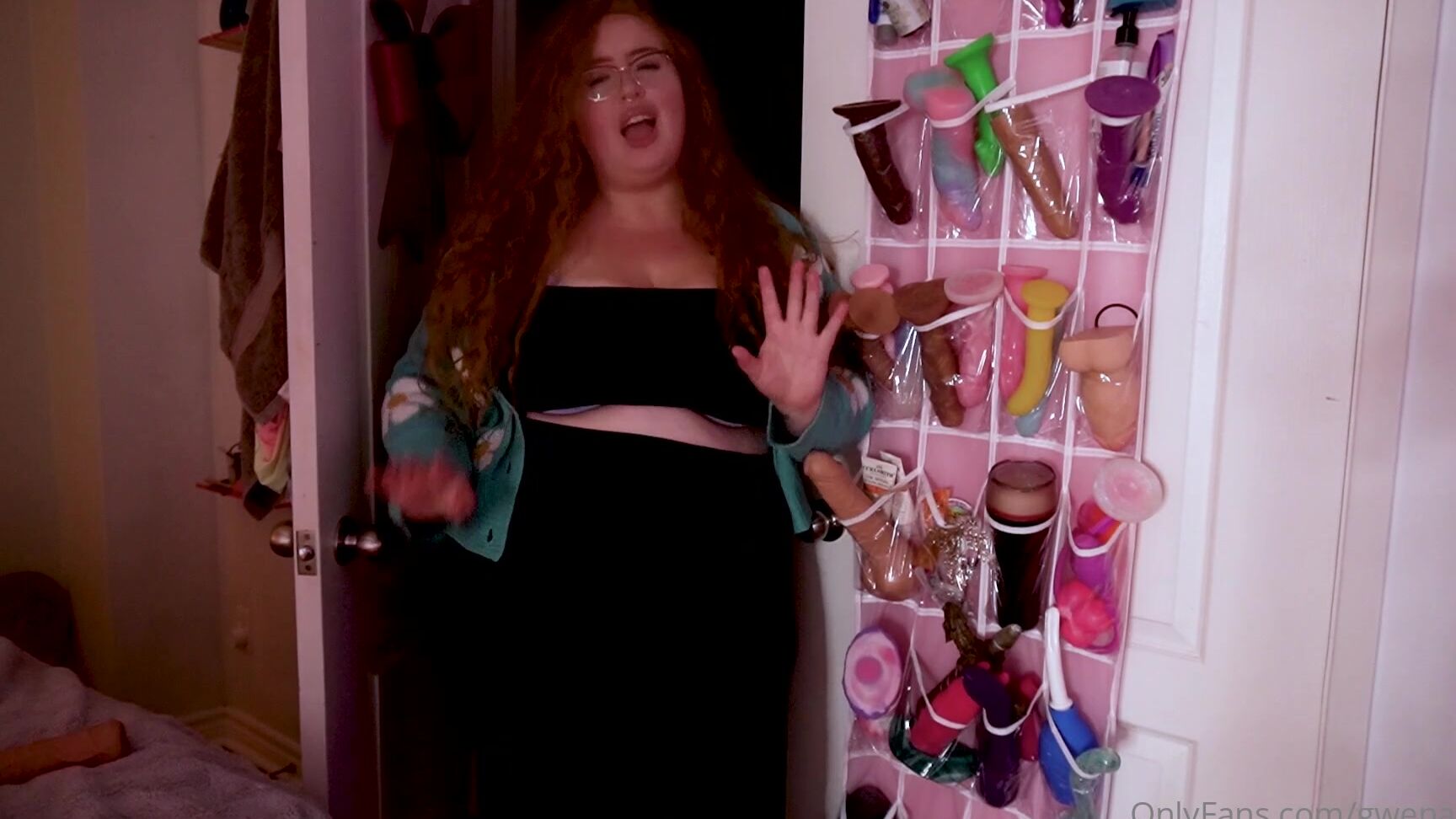 Gwenadora 2105150935 05 10 2021 Girlfriend S Mom Needs A Mother S Day Present Your Gfs Mom Comes Looking For Her Daughter