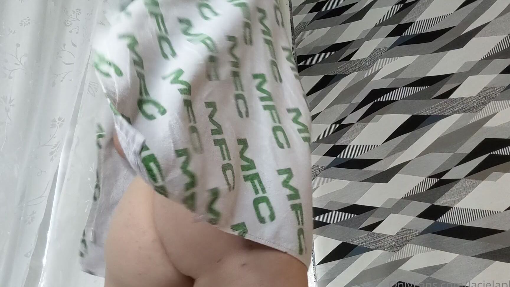 Lacielaplante Reposting A Towel Tease From November