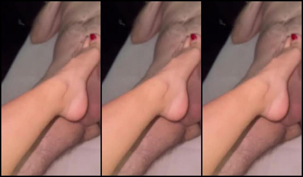 Sahibezeynepppp Onlyfans Nefes Nefese Bir Patlama An Ayaklarma Dayanmak Mmknp