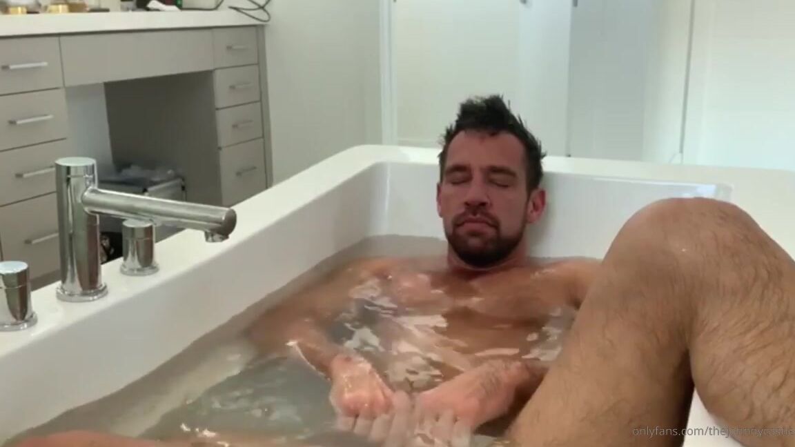 Thejohnnycastle Post Stretch Tub Time