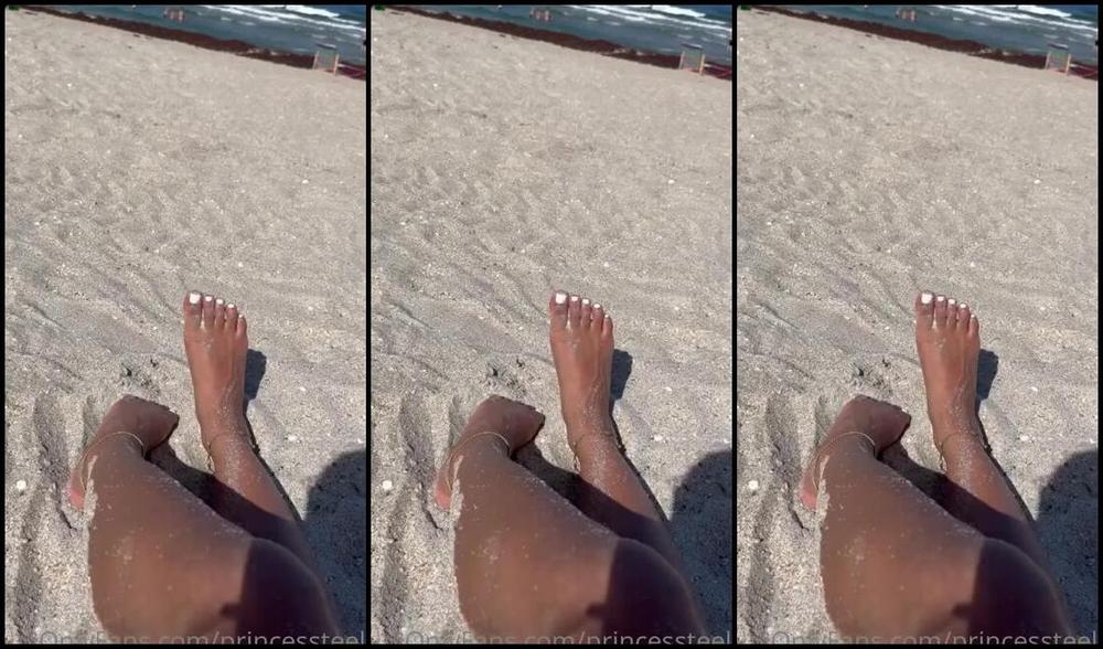 Goddess Nova Nicknamed Goddessnova 07 30 2022 Onlyfans Video Such A Relaxing Day Love Going To The Beach