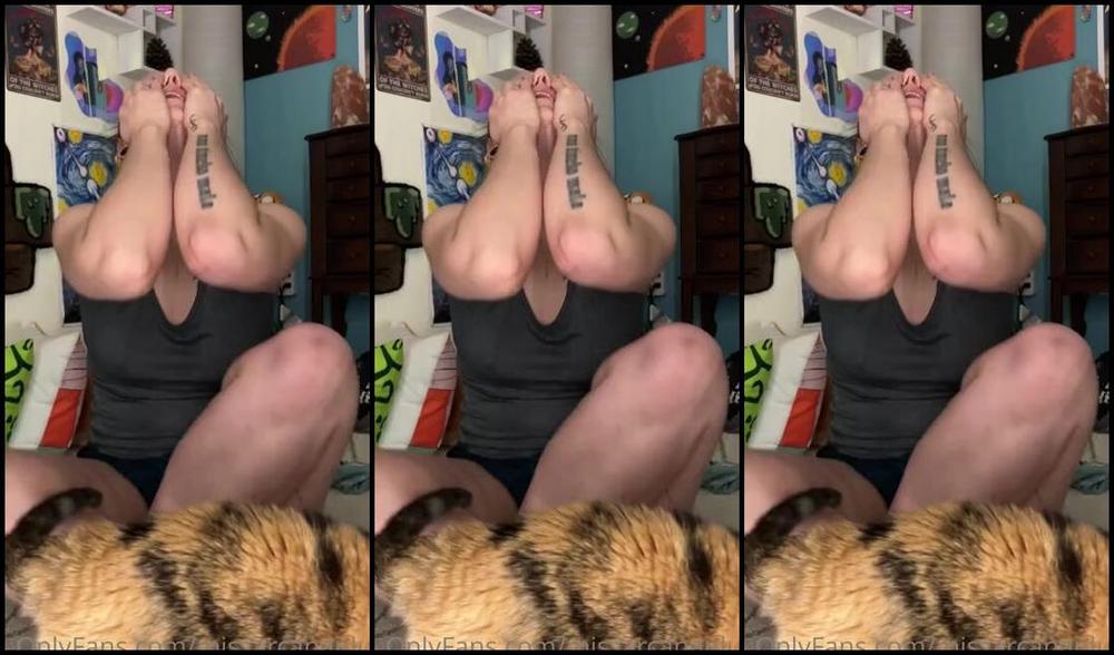 Missarcanaplus Nicknamed Missarcanaplus Onlyfans 2 9 Ive Got A Little Looped Up Mini Set For You I Wasnt Feeling 100 But I Sure Felt Bubbly 1
