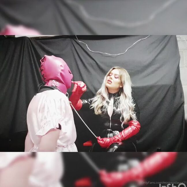 Miss Laura Nicknamed Mistresslaura11 Onlyfans Full Clip Red Pvc Glove Worship Spitting And Slapping My Masked Gimp Is So Weak