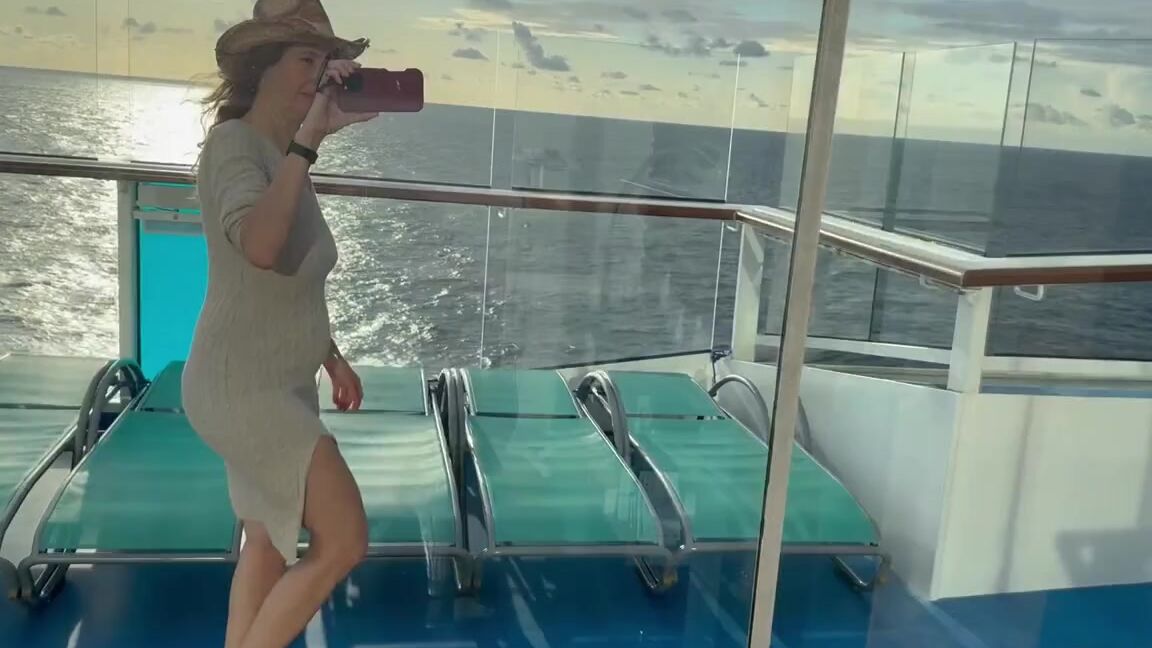 Longtoesally Nicknamed Longtoesally Stormy 03 20 2025 Onlyfans Video Walking On Walking Track Cruise