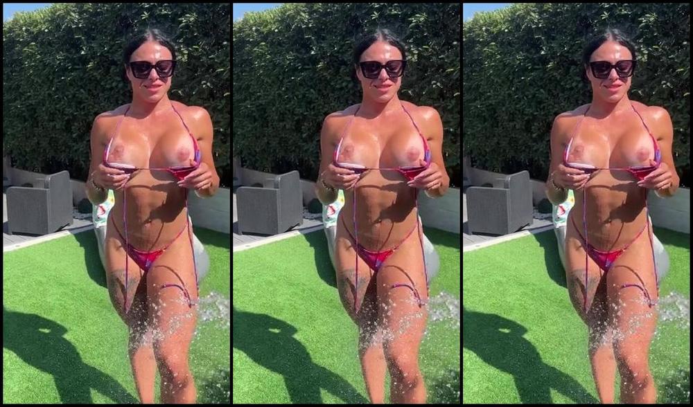 Gioiasmith Nicknamed Gioiasmith 07 28 2024 Onlyfans Video Fa Caldo Bisogna Rinfrescarsi