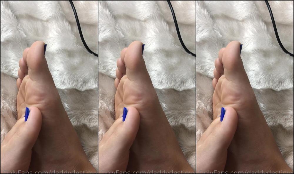 Daddysdestinyxo New Joi Intensely Close To My Soles W Some Spitting Cum Countdown Of Course