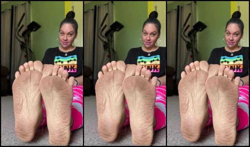Deedeericanfeet Onlyfans First I Wanted To Thank U All For My Bday Wishes And Now Back To Vids Lol As Requested Dirty