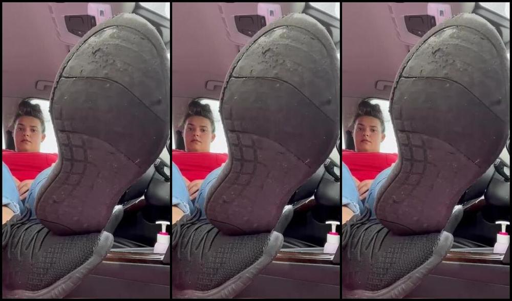 Pediqueensoles Nicknamed Pediqueensoles Onlyfans Car Feet Series Vol 7