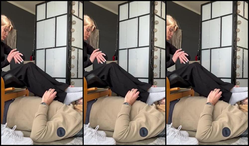 Germangirlnextdoor95 Onlyfans Worship After A Long Hiking Trip K