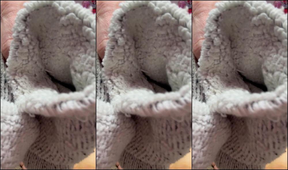 Queen Soft400 3689812677 02 12 2025 I Know You Want A Taste Baby