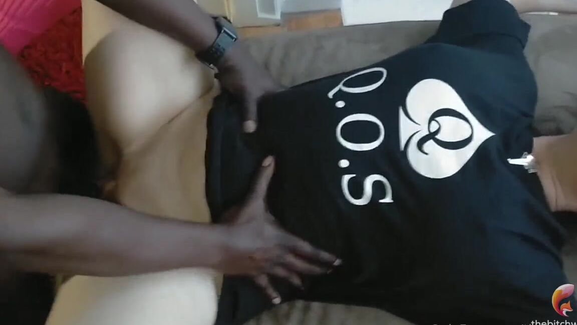 Thebitchwife Onlyfans I Get Bred By A Bbc Bull Cuckie Films And Then Cleans His Hot Seed From My Fertile Pussy