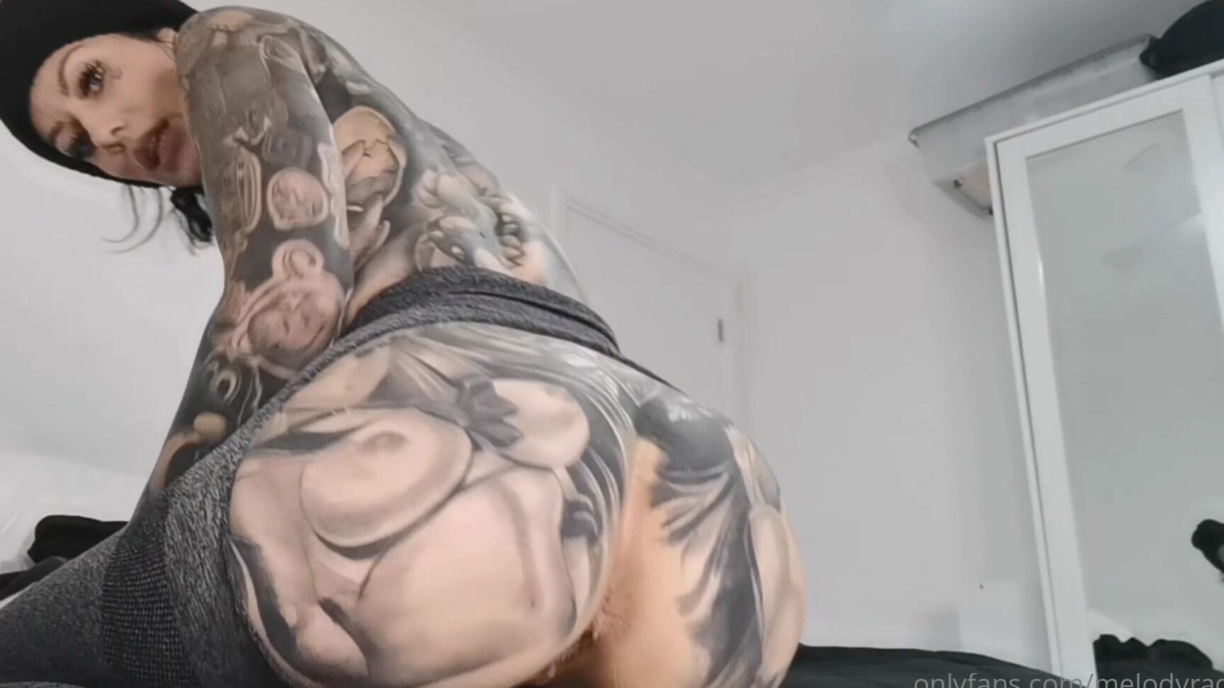 Melodyradford Twerking On Dick In Ripped Gym Rights