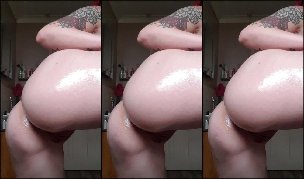 Ruby Onyx Working Oil In Working Myself Up