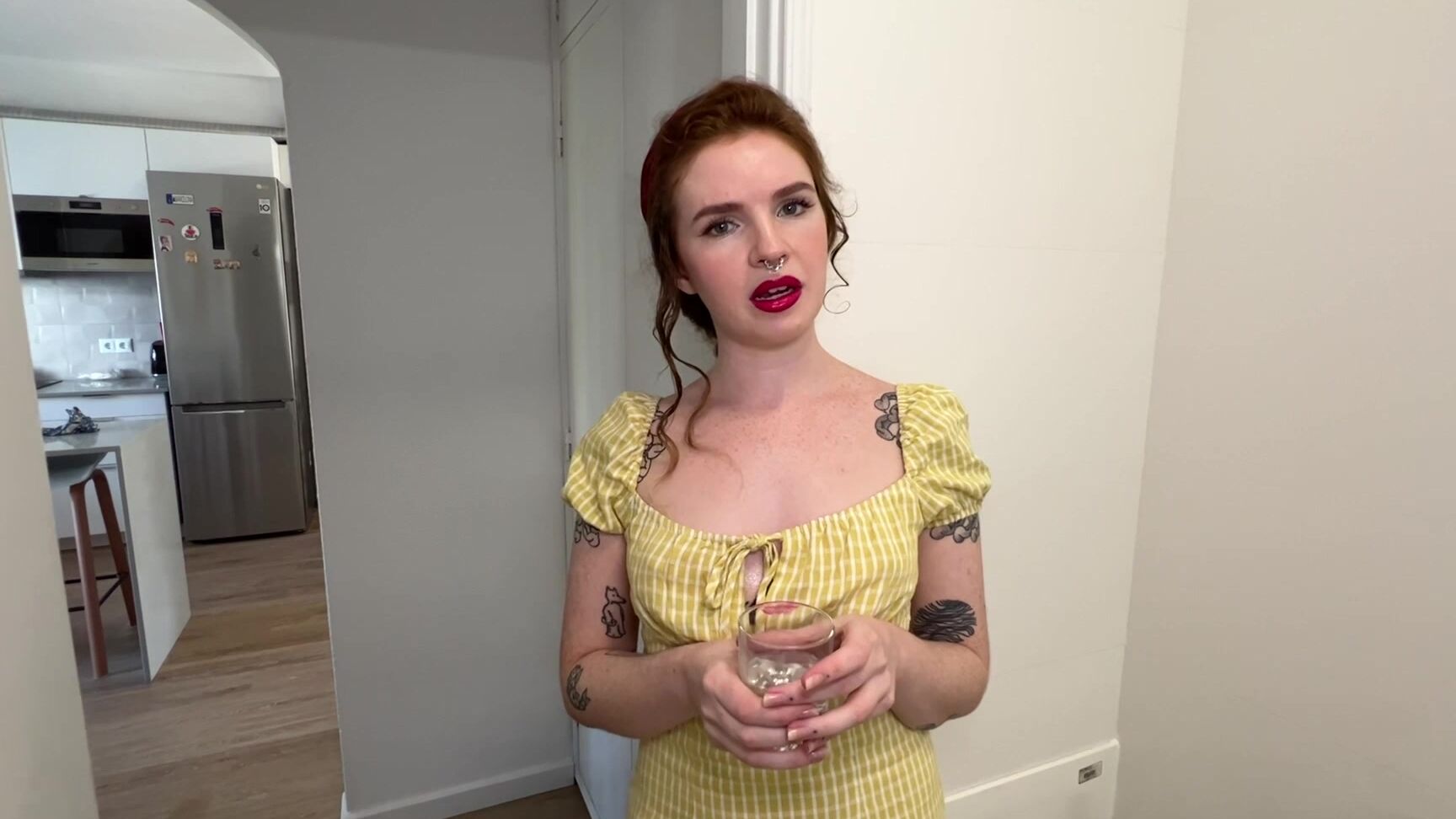 Frecklefox Horny Housewife Wants To Find Out If Black Cocks Are Bigger