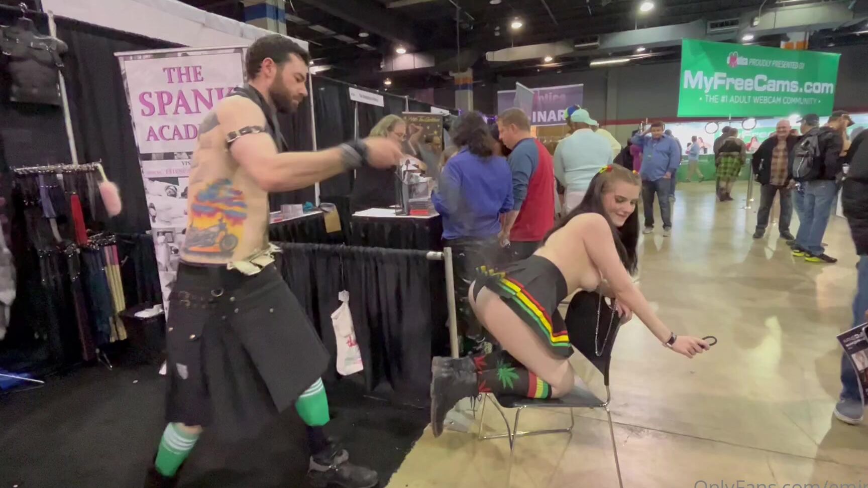 Emindica 2441136057 04 30 2022 Exxxotica Day 1 Sunny420Princess