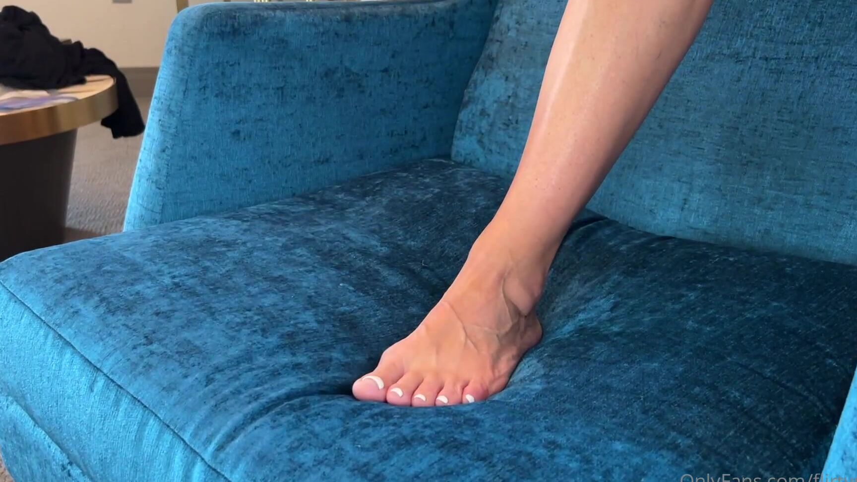 Flirtypaws Getting Teased And Made To Orgasm In My Little Sundress Watch My Feet While Luckycamerag