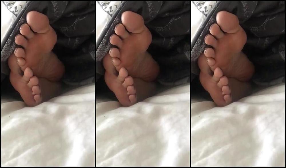 Thefantasychest Onlyfans Well Good Morning Foot Lover Say Watcha Doin Down There Xoxo Gwenp