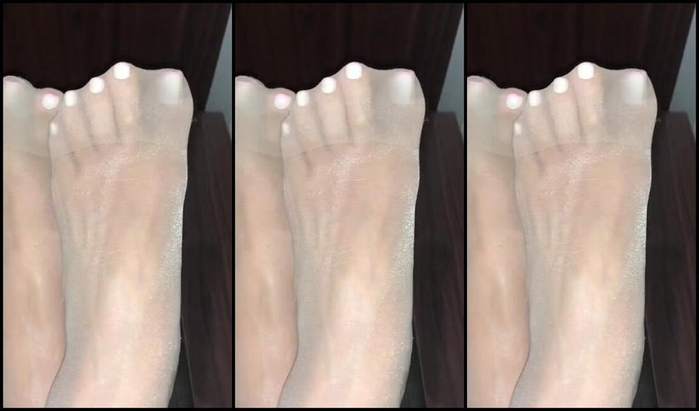 Worldsexiestfeet 05 20 2024 Onlyfans Video Found This Clip I Took When I Lived In London Hope You Enjoy