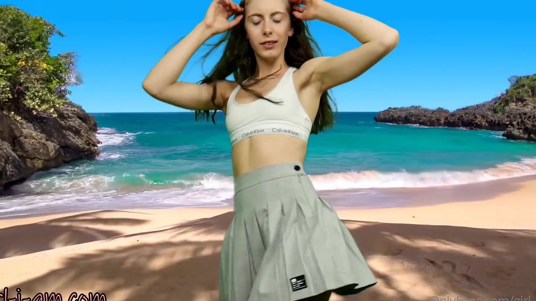 girl-i-am-06-10-2021-2234614133-upskirt-girl-i-m-on-the-beach-dancing-in-the-windy-day