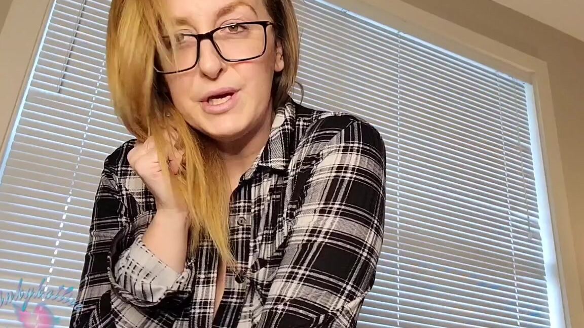 Kinkykatlive Nicknamed Kinkykatlive Onlyfans Sniff Mommas Butthole Preview Full Discounted Vid Coming To Your Dms If You Do Not Receive It And