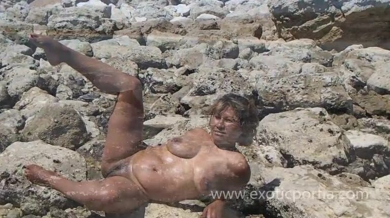 Exotic Portia Aussie Hot Wife Nude On Public Beach