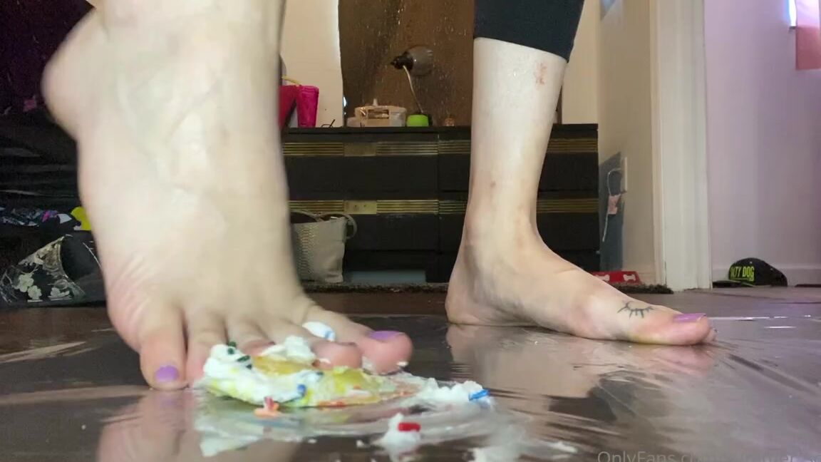 Summer Solesis Nicknamed Summer Solesis Onlyfans Twas My Half Birthday