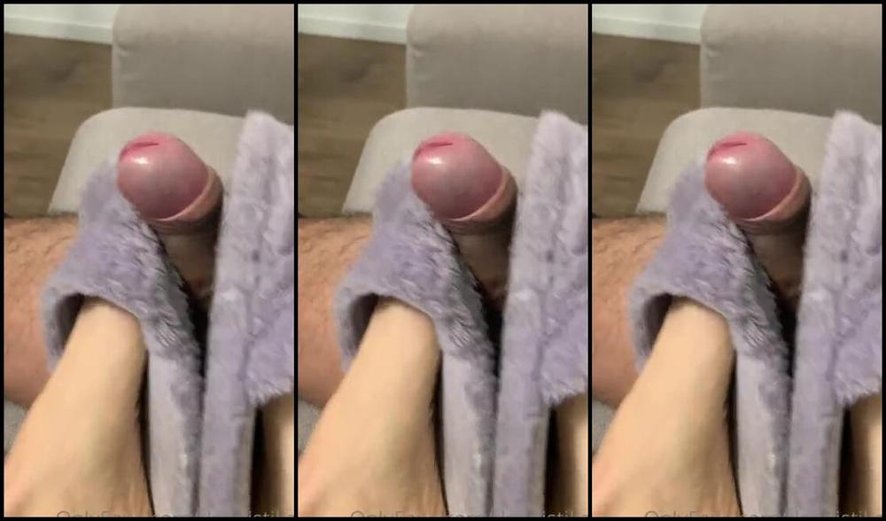 Deapistilla Nicknamed Deapistilla1 02 10 2022 Onlyfans Video Detto Fatto Sega Con Ciabatte Peluche