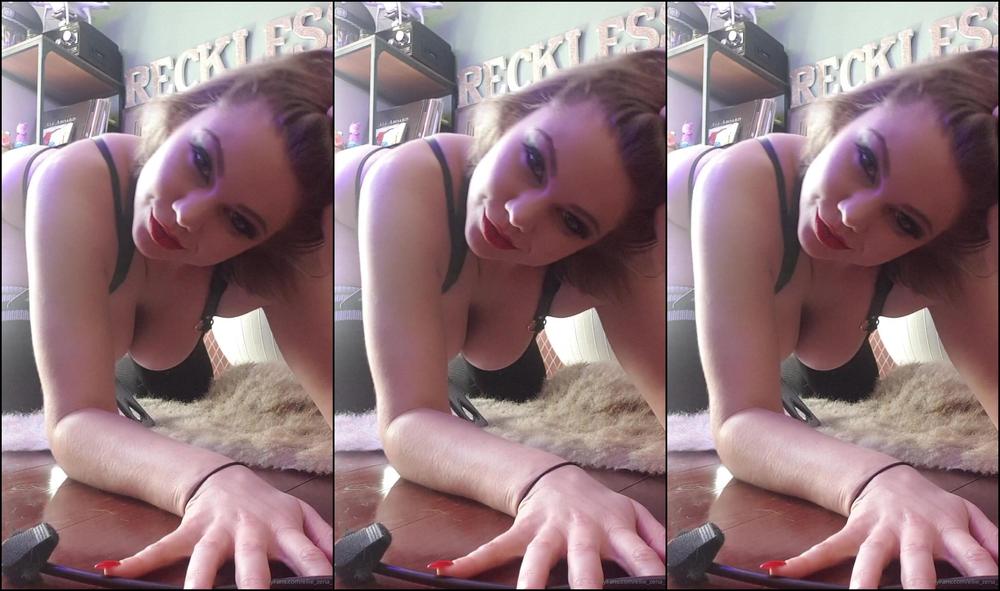 Ellie Zena 70026924 10 11 2019 I Was Such A Playful Girl Yesterday