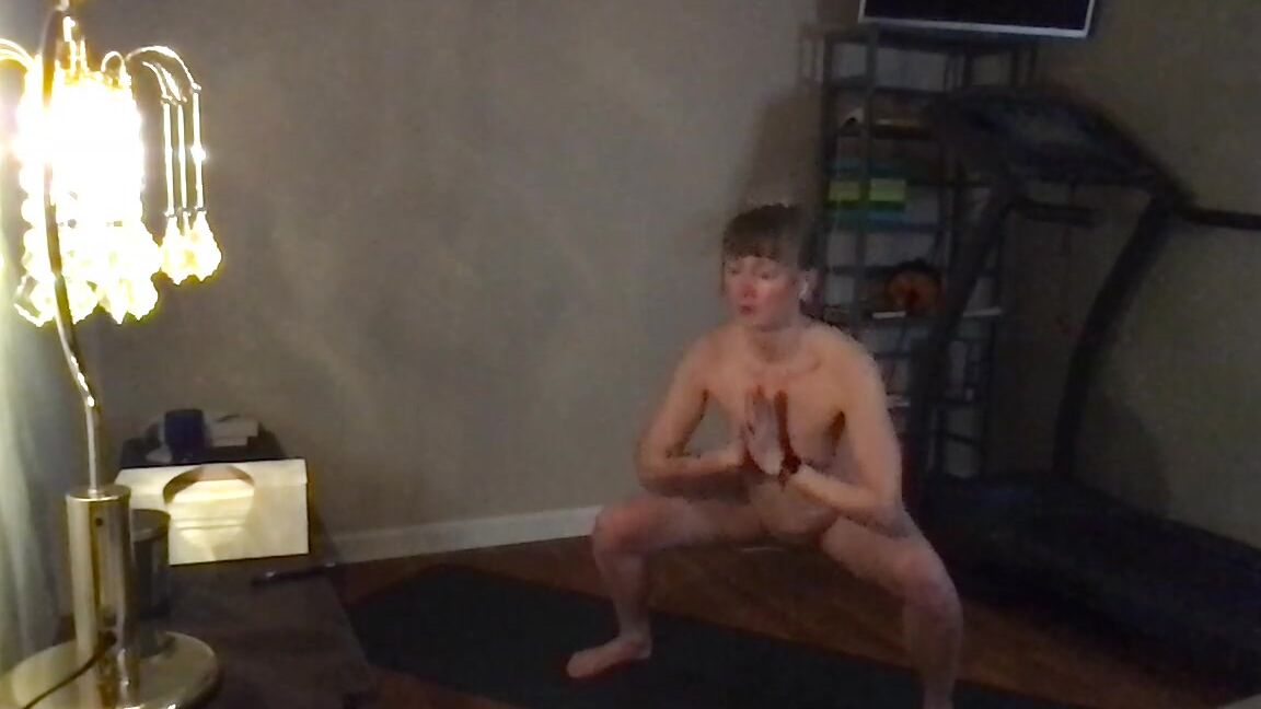 Cathyreisenwitz 2743873514 01 15 2023 Stream Started At 01152023 0208 Am Naked Yoga I Will Try To Hold Any Pose For