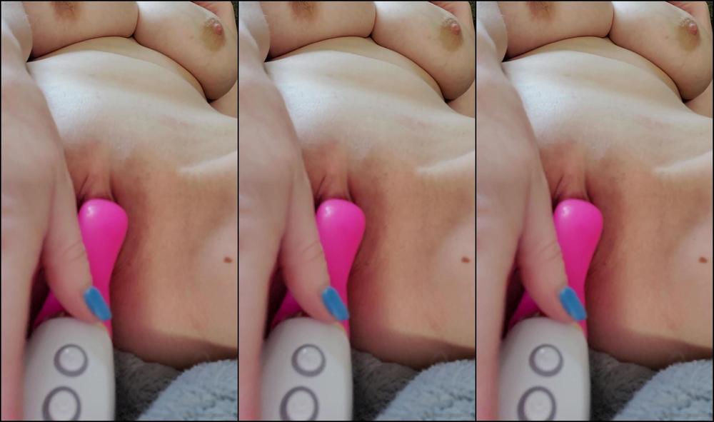 Kcupqueen Good Morning Orgasms Enjoy Me Vibing My Clit And Sucking