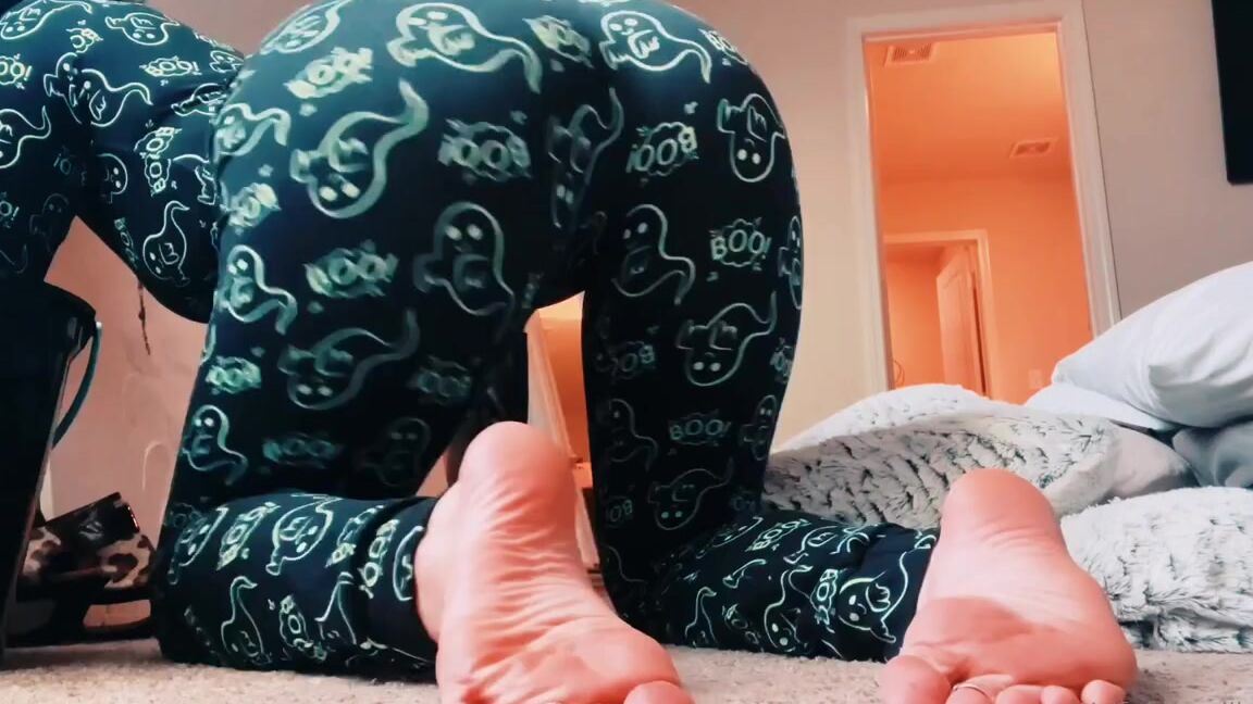 Waifu Jess Nicknamed Waifufeetmilkog Onlyfans Booty Is Bouncing The Recoil